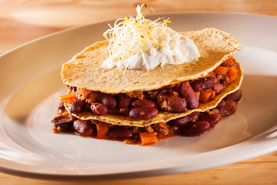 Chile de carne y totopos