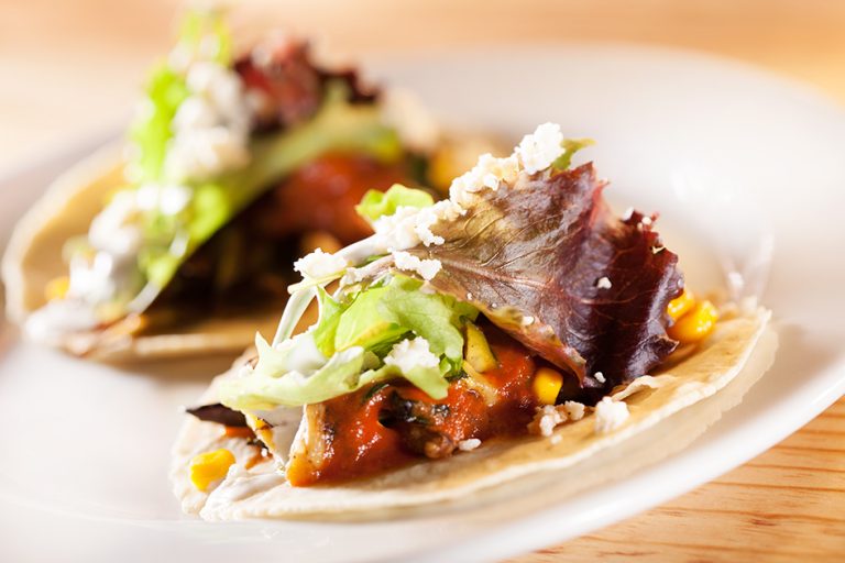 TACO AL CARBÓN — Las Ficheras